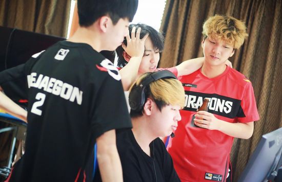 韩国电竞产业新尝试付费观赛模式引发热议